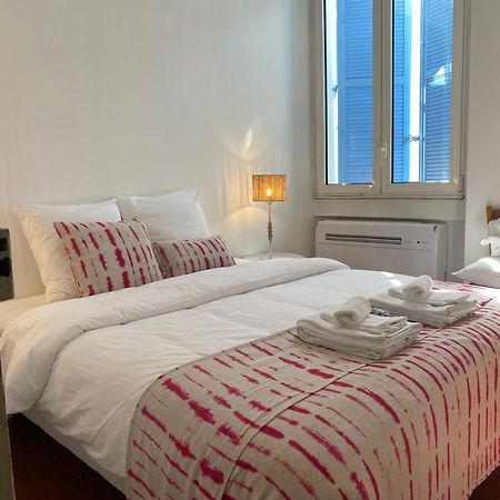 Click! Casa Lamartine Fabulous Ideal Location Walk To All!!! Каси Экстерьер фото