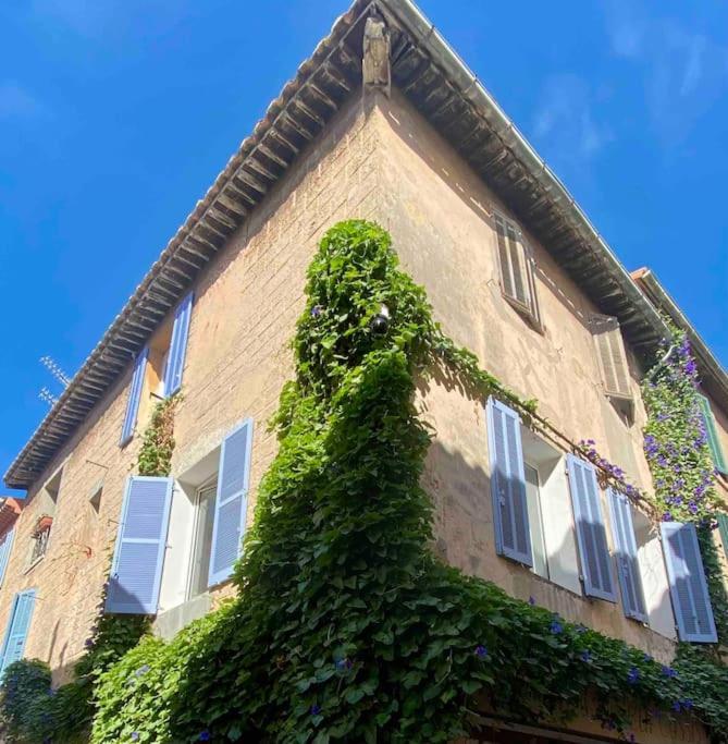 Click! Casa Lamartine Fabulous Ideal Location Walk To All!!! Каси Экстерьер фото