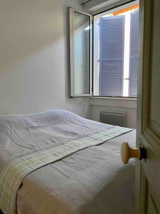 Click! Casa Lamartine Fabulous Ideal Location Walk To All!!! Каси Экстерьер фото